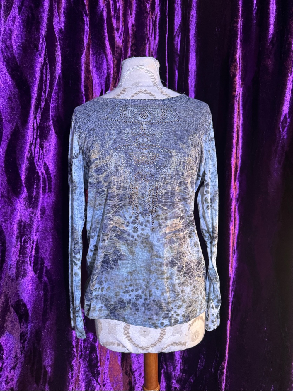 Essentials Women's Long-Sleeve with gems